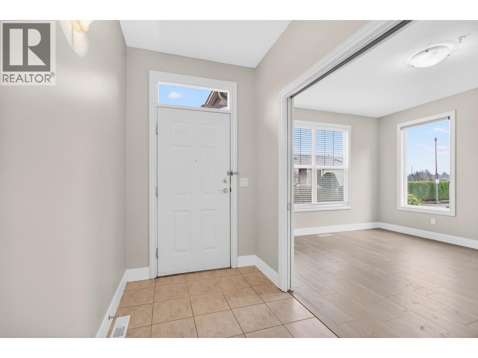 148 19639 MEADOW GARDENS WAY, Pitt Meadows