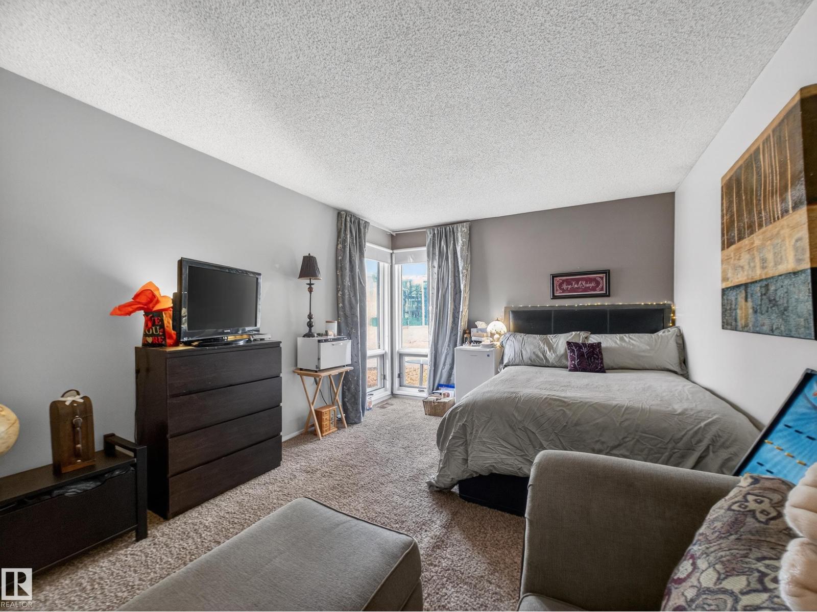 8616 106 ST NW, Edmonton