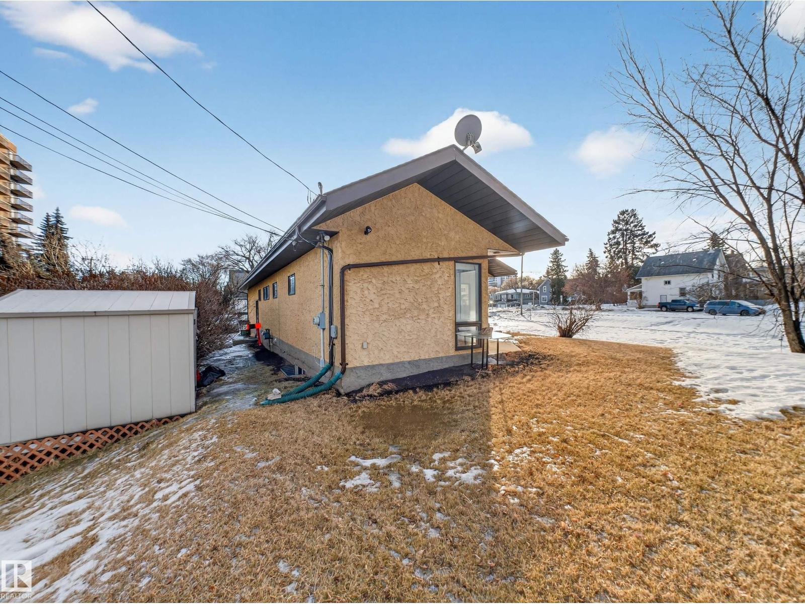 8616 106 ST NW, Edmonton