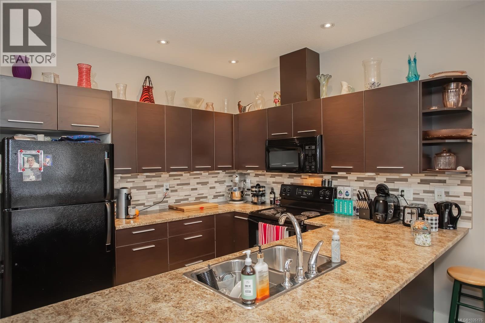 6033 Leah Lane, Nanaimo