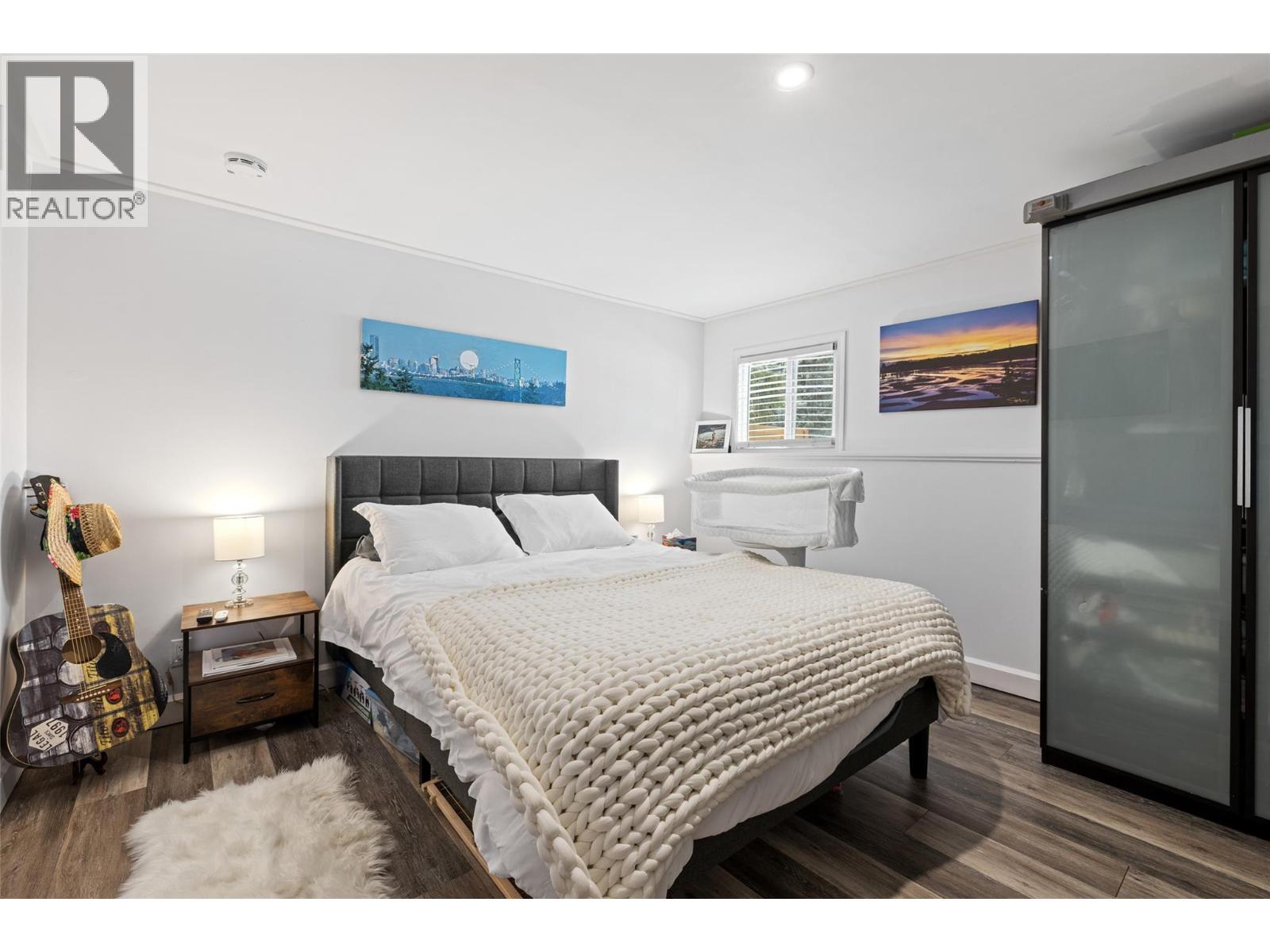  4382 GORDON Drive, Kelowna