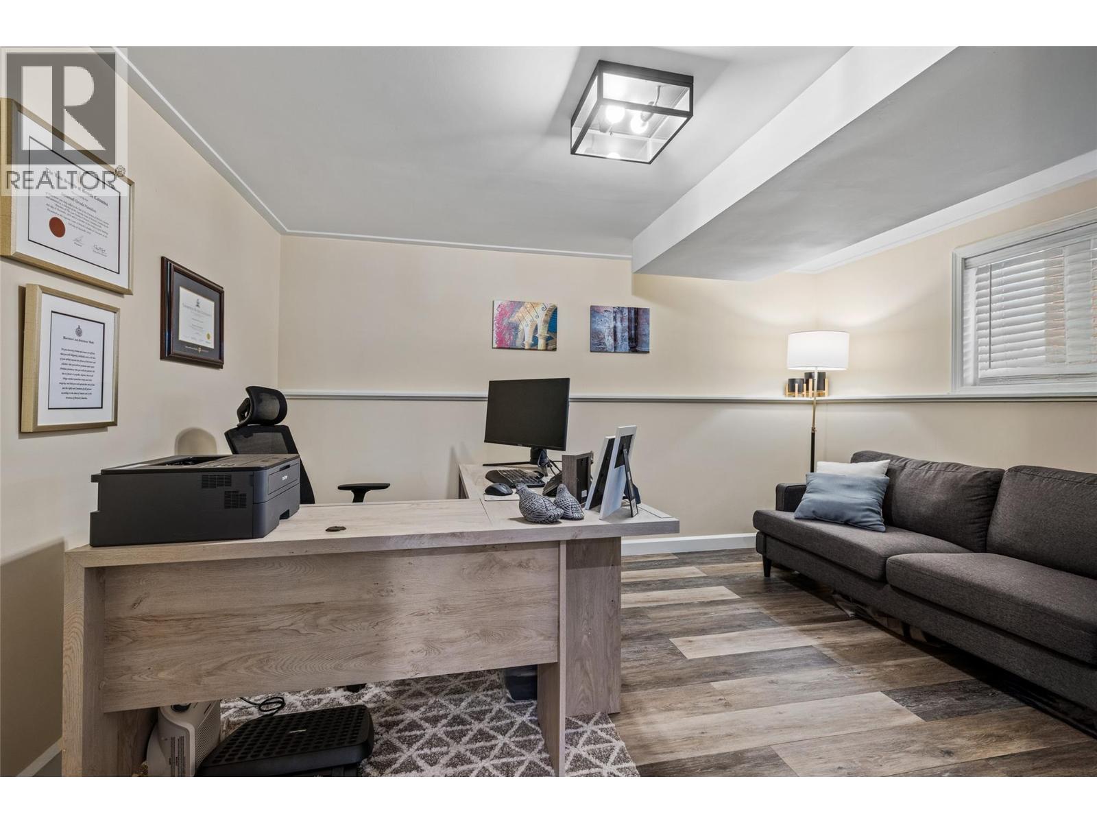  4382 GORDON Drive, Kelowna