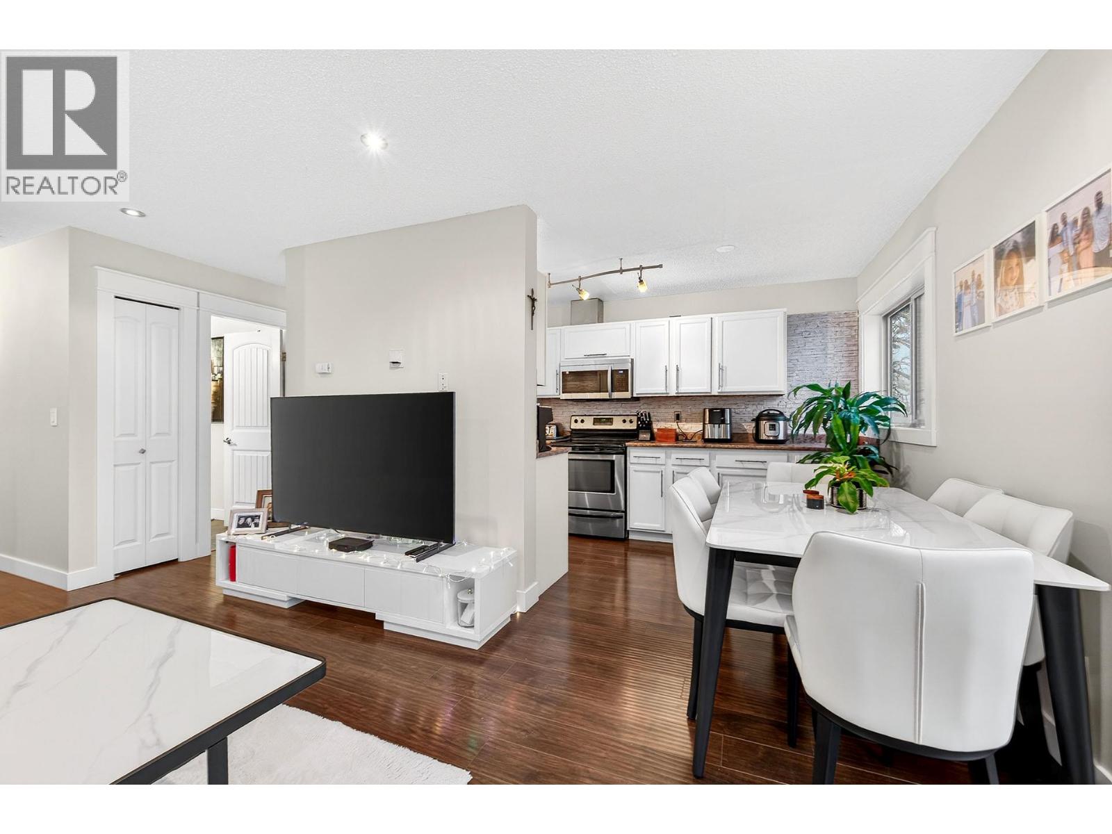 1810 SUMMIT Drive Unit# 9, Kamloops