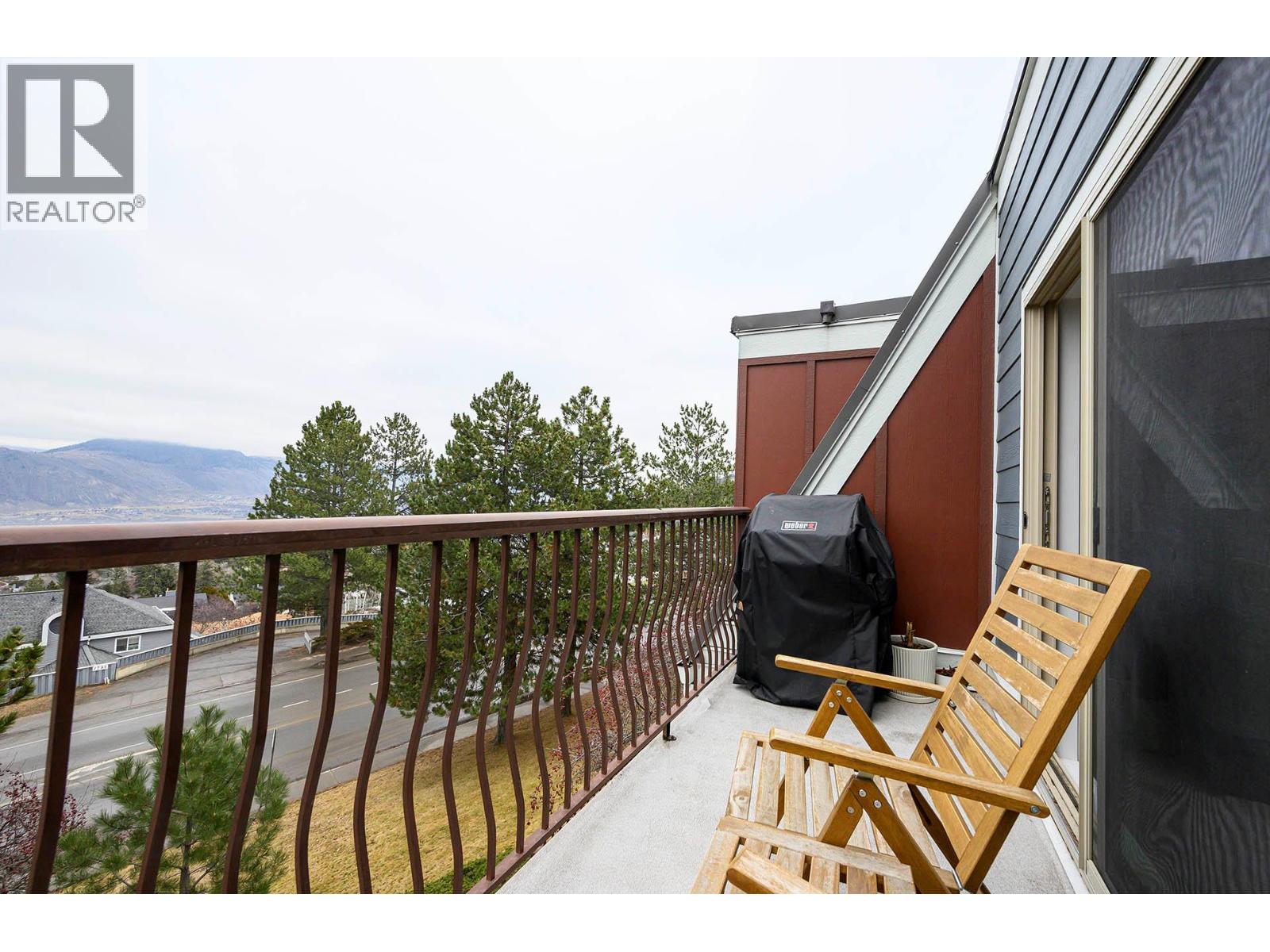 1810 SUMMIT Drive Unit# 9, Kamloops