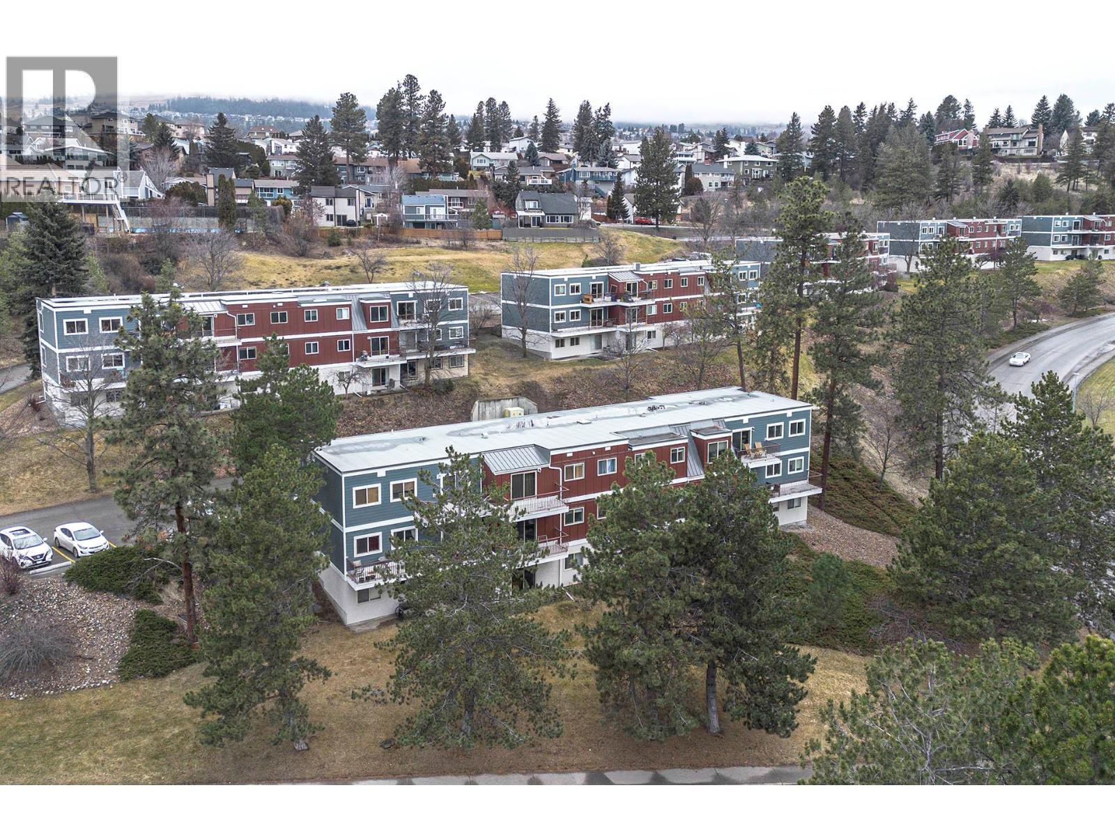 1810 SUMMIT Drive Unit# 9, Kamloops