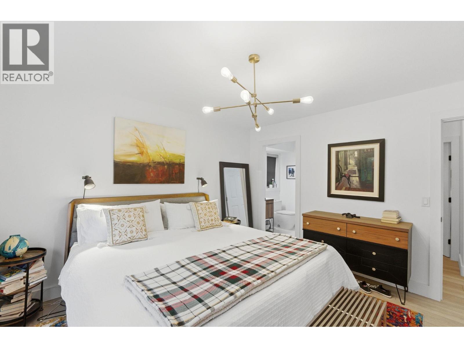 2492 Shannon View Drive, West Kelowna