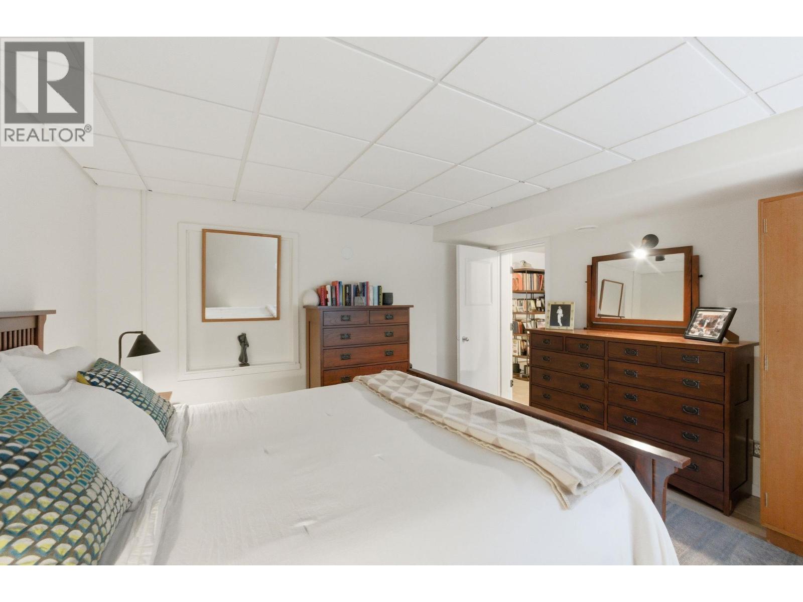 2492 Shannon View Drive, West Kelowna