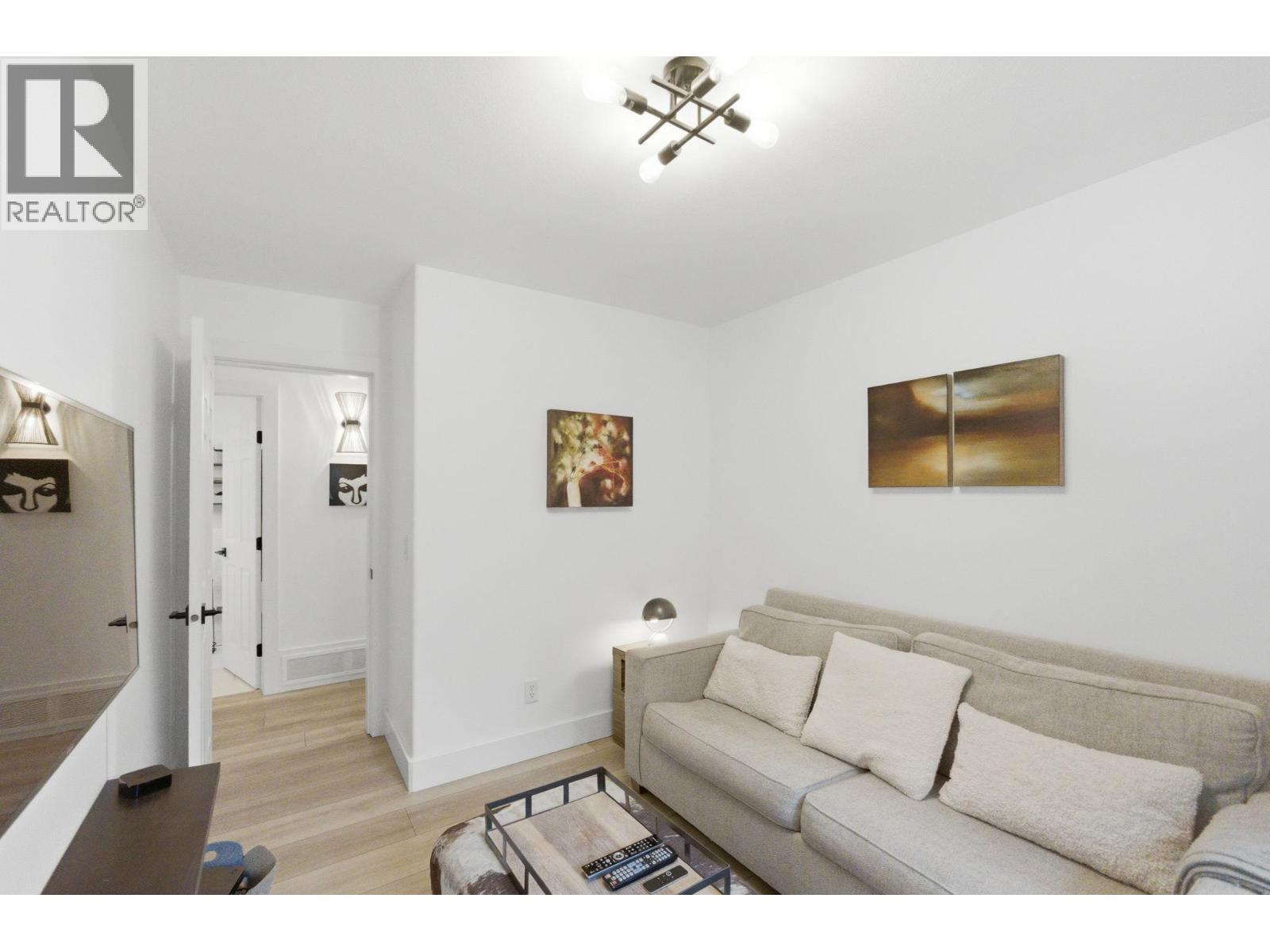 2492 Shannon View Drive, West Kelowna