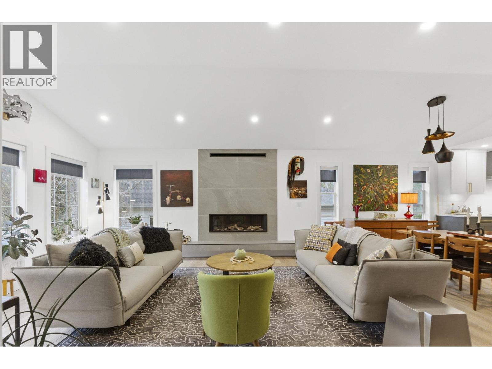 2492 Shannon View Drive, West Kelowna