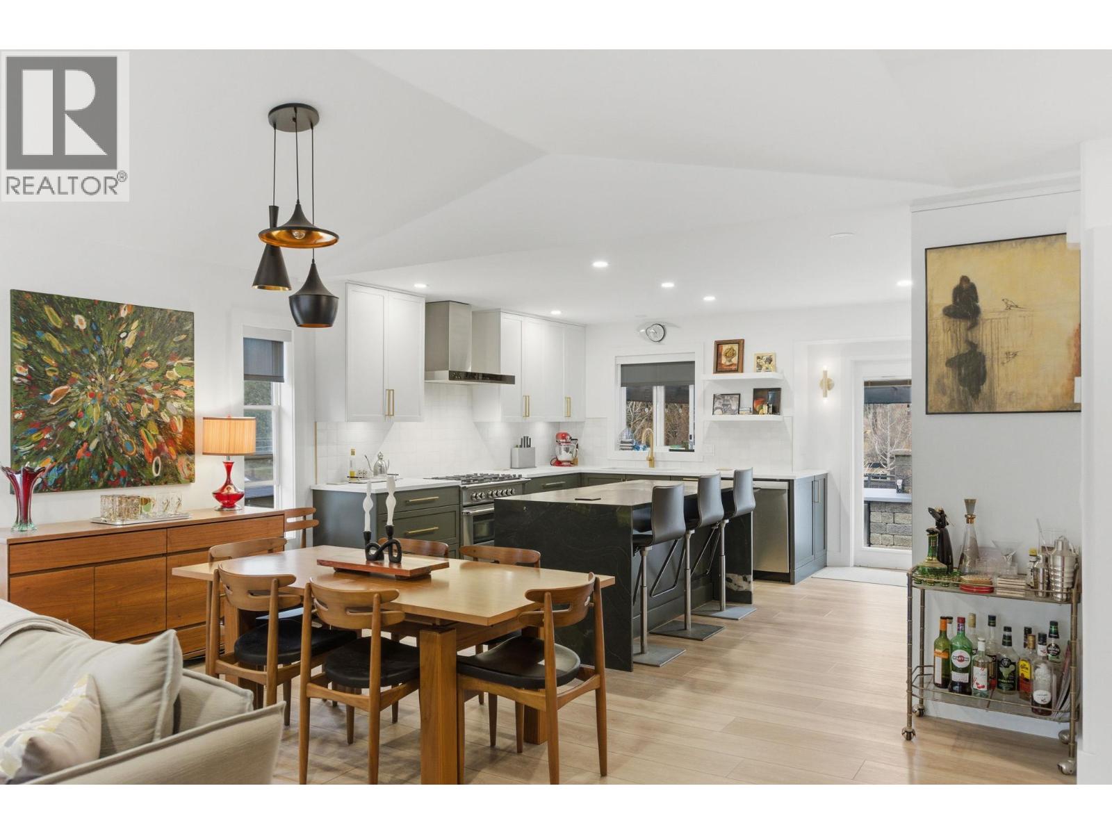 2492 Shannon View Drive, West Kelowna