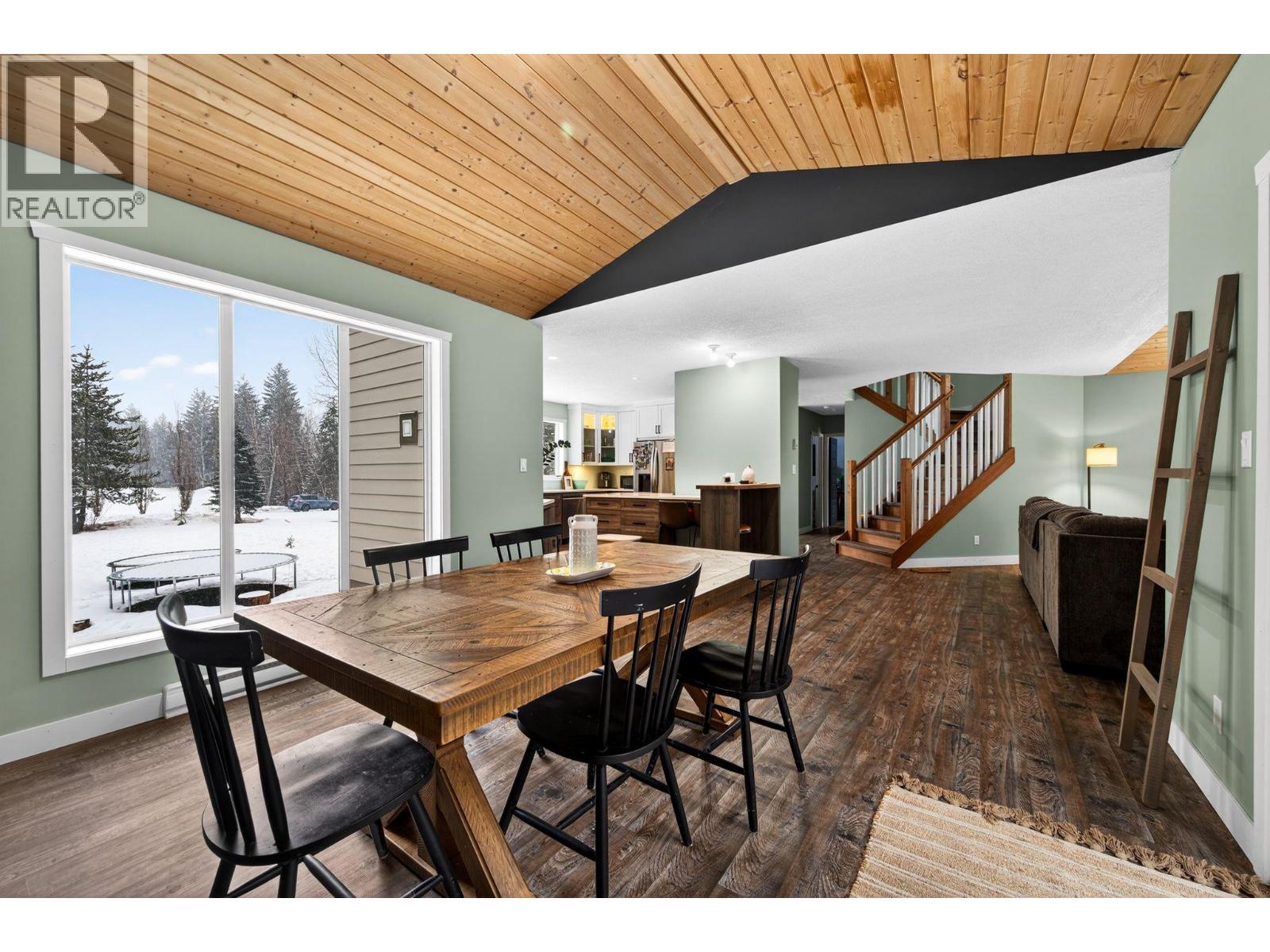 141 WADLEGGER ROAD - 13