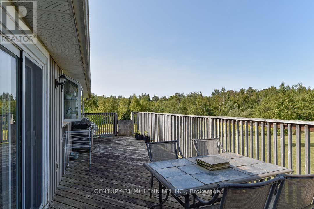387091 20TH SIDE ROAD - 22