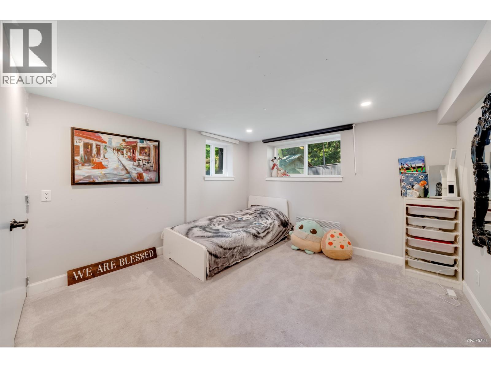 3870 EMERALD DRIVE, North Vancouver