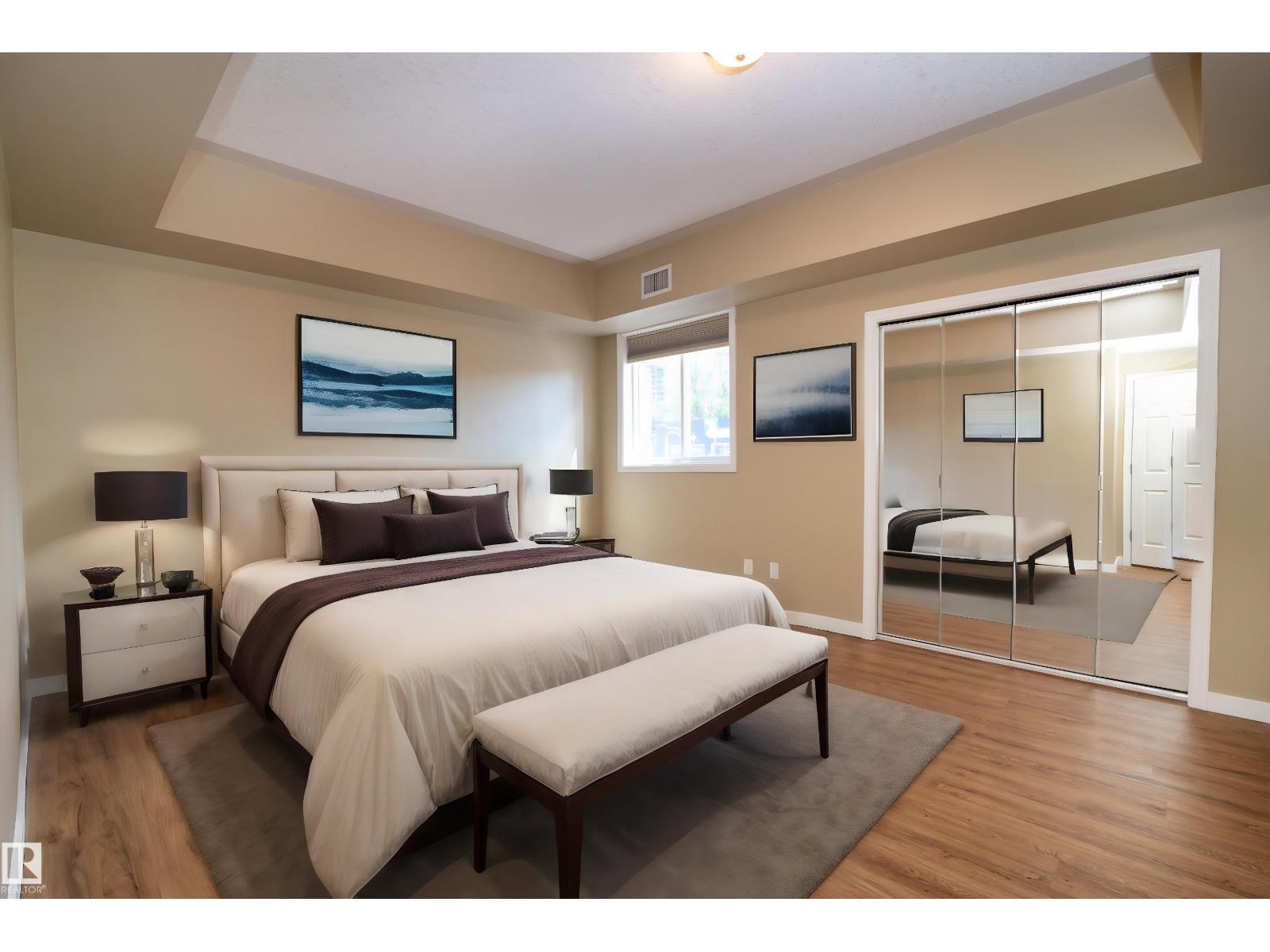 #201 10606 102 AV NW, Edmonton