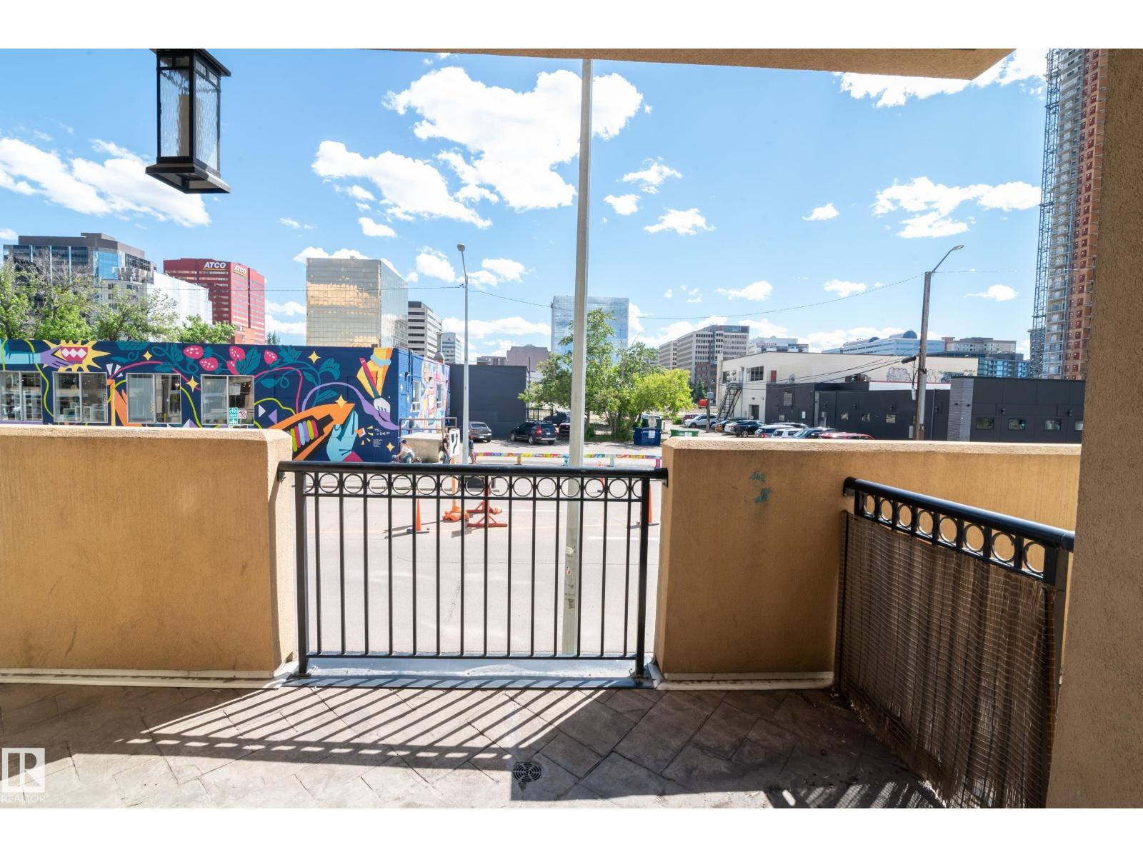 #201 10606 102 AV NW, Edmonton