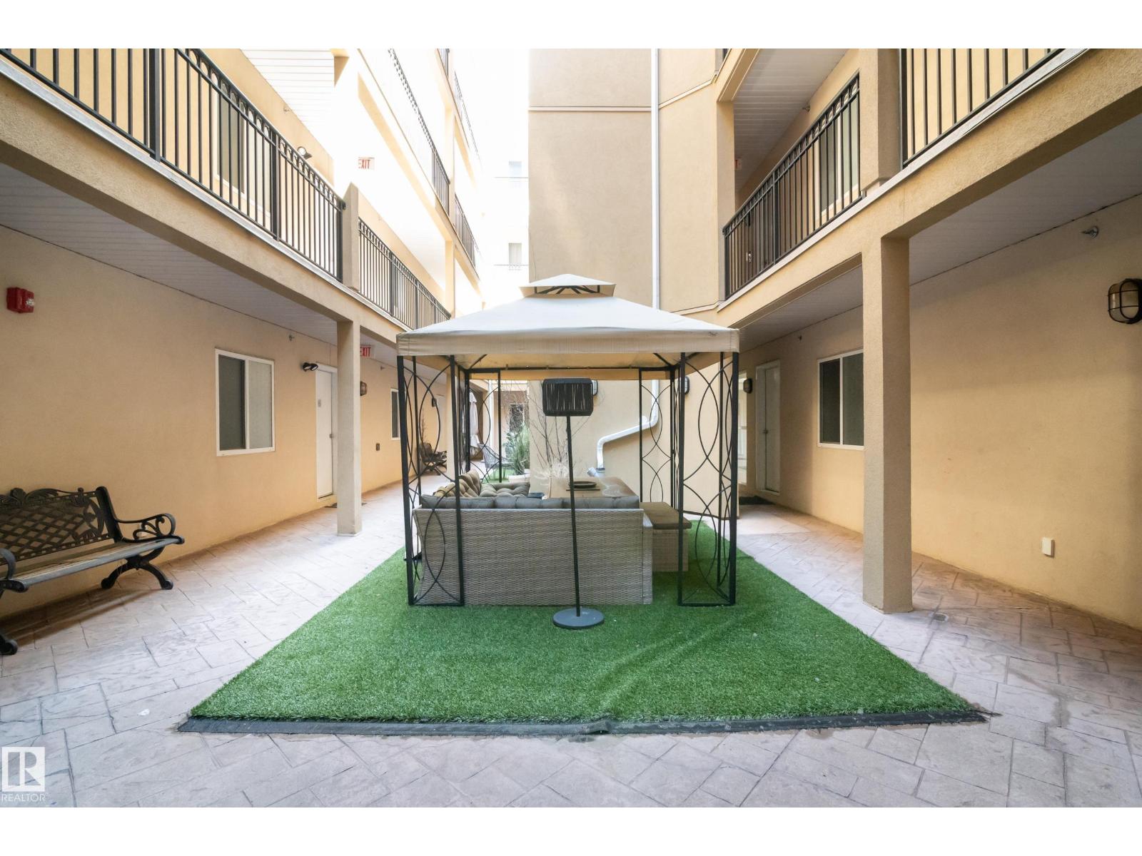 #201 10606 102 AV NW, Edmonton