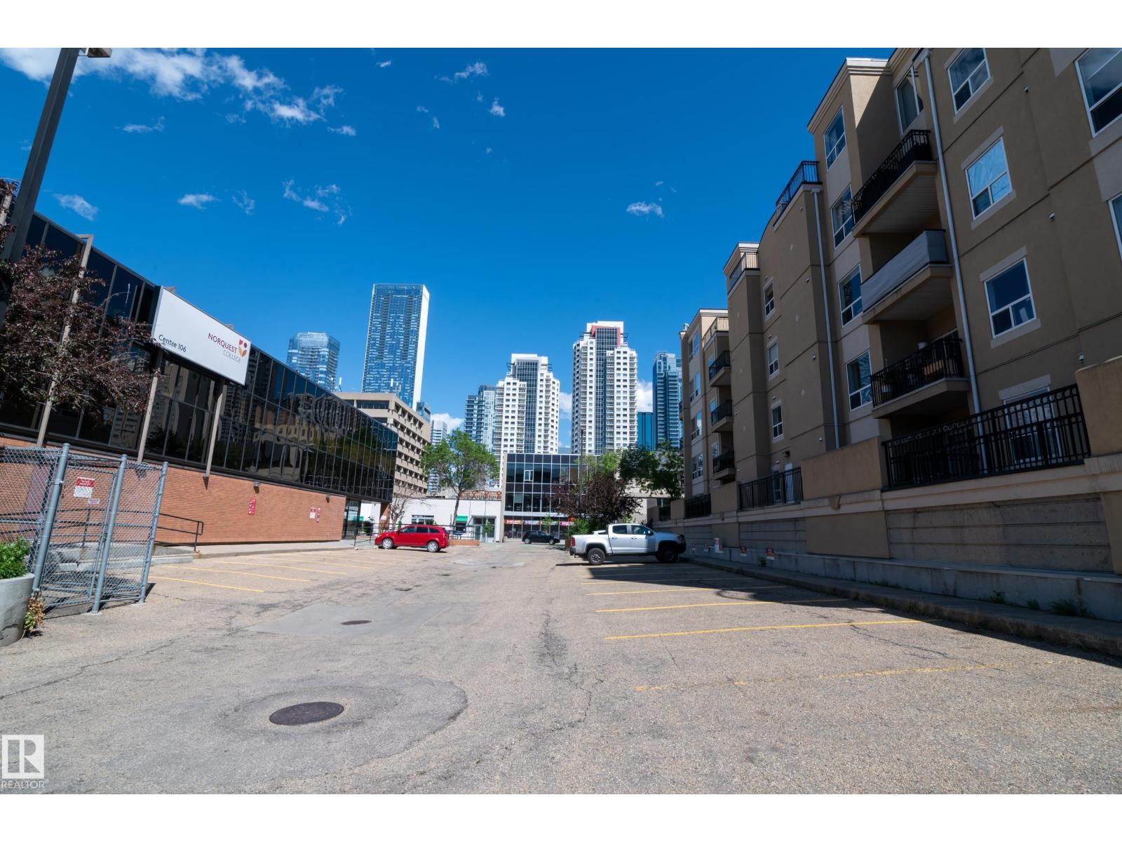 #201 10606 102 AV NW, Edmonton