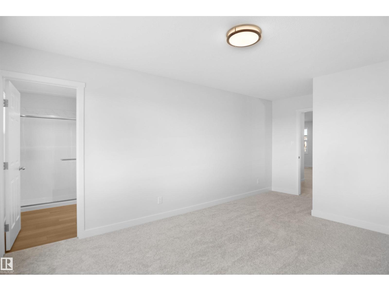 2124 210 ST NW, Edmonton