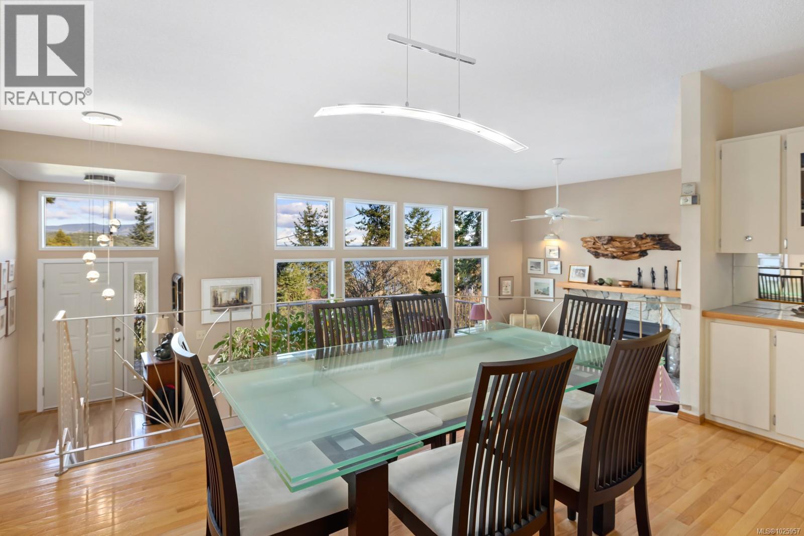 668 Bay Rd, Mill Bay