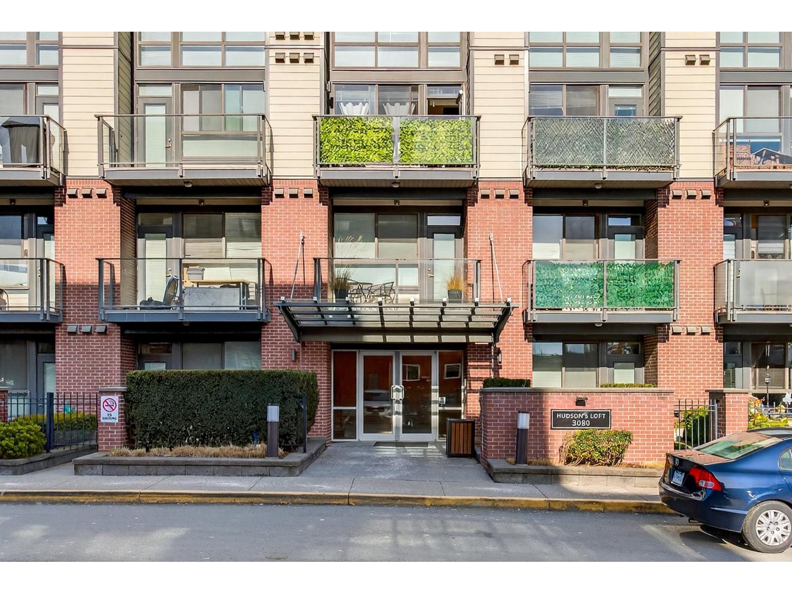 502 3080 GLADWIN ROAD - Photo 2 of 39, Abbotsford, British Columbia