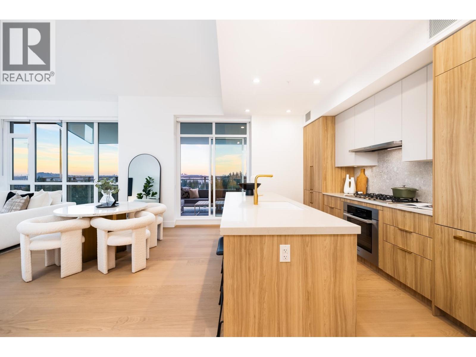 PH 1103 2325 EMERY COURT, North Vancouver