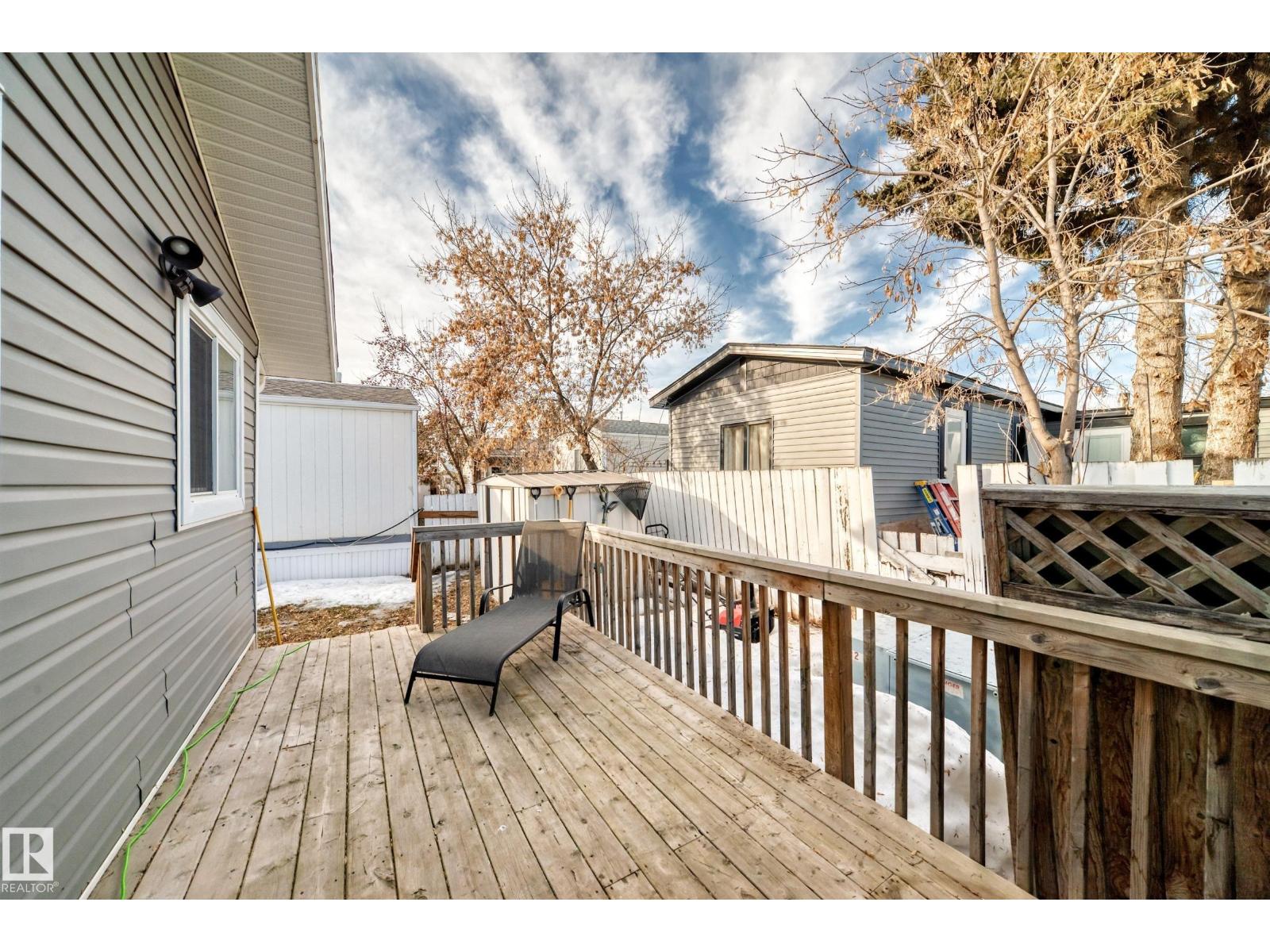 140 West View CR NW, Edmonton