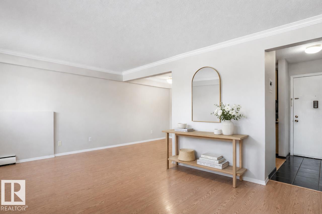 #107 10811 115 ST NW, Edmonton