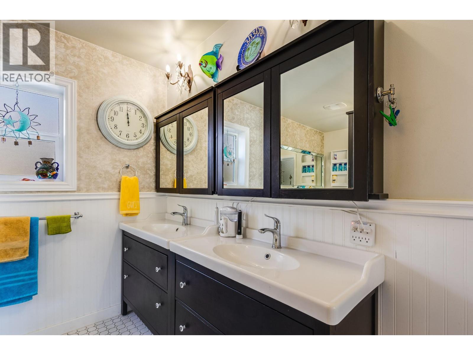 6271 Renfrew Road, Peachland