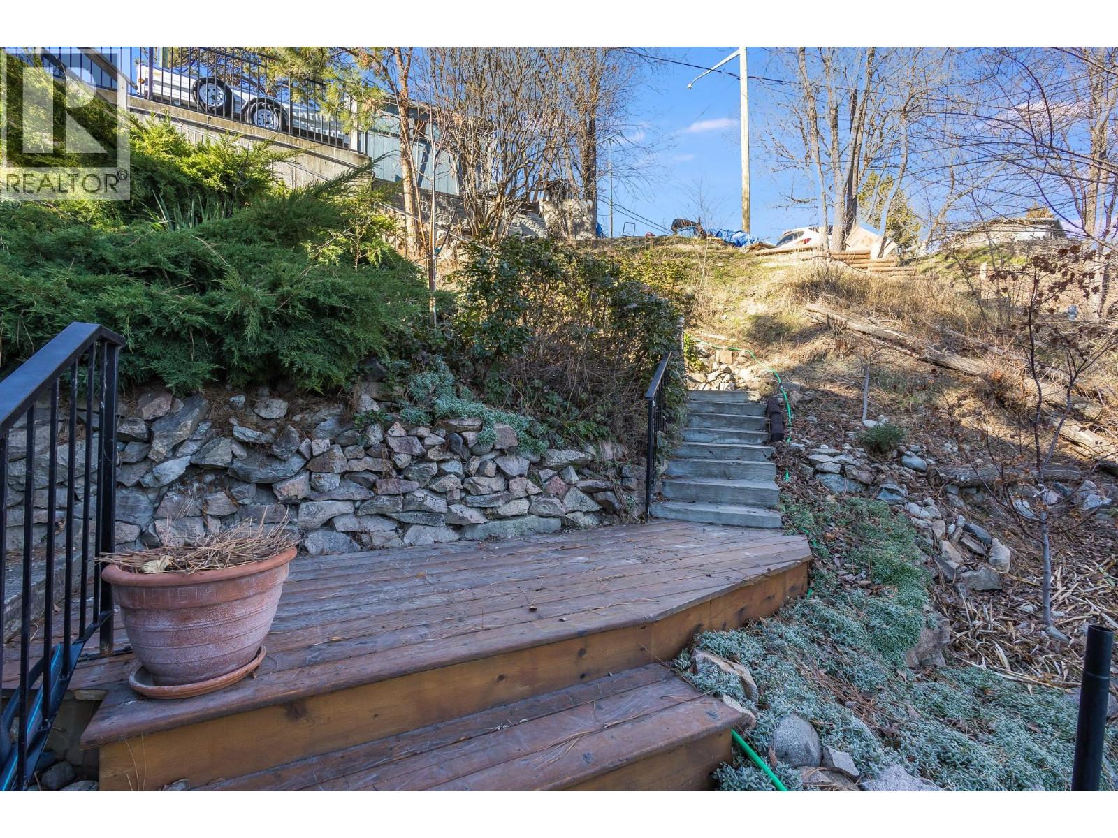 6271 Renfrew Road, Peachland