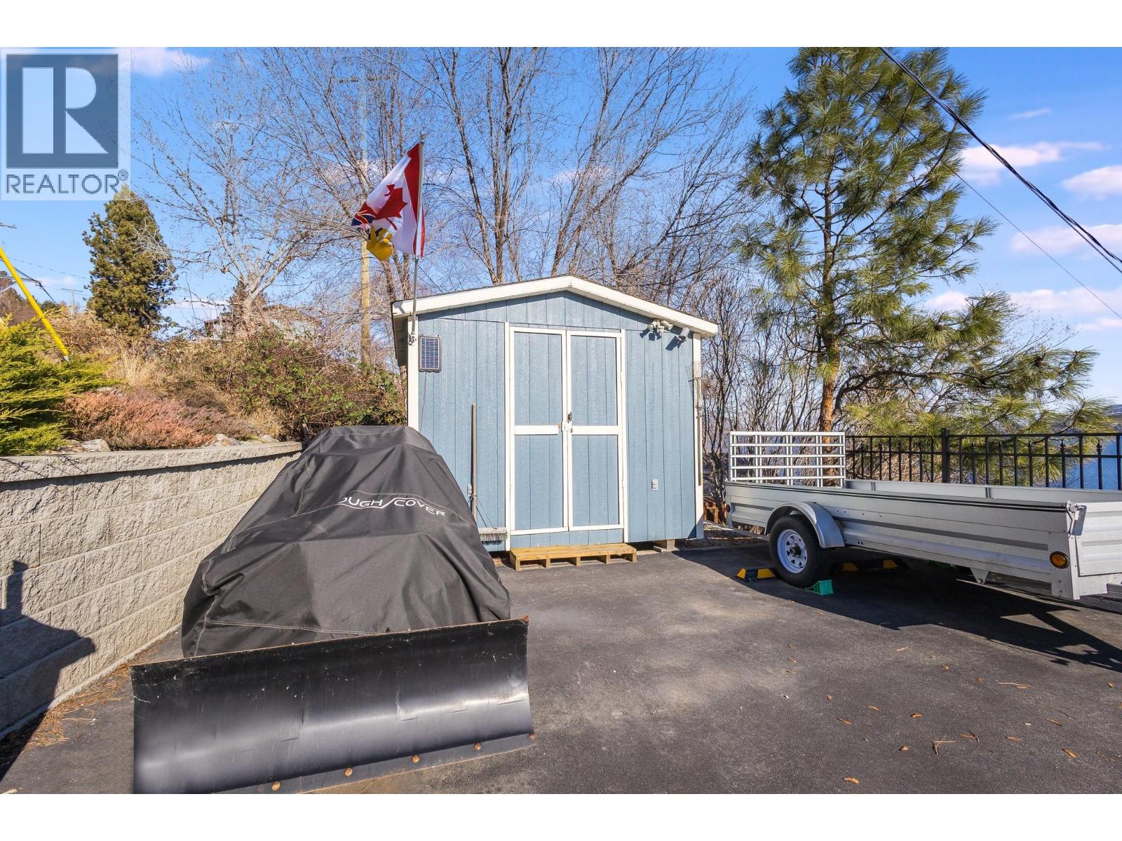 6271 Renfrew Road, Peachland