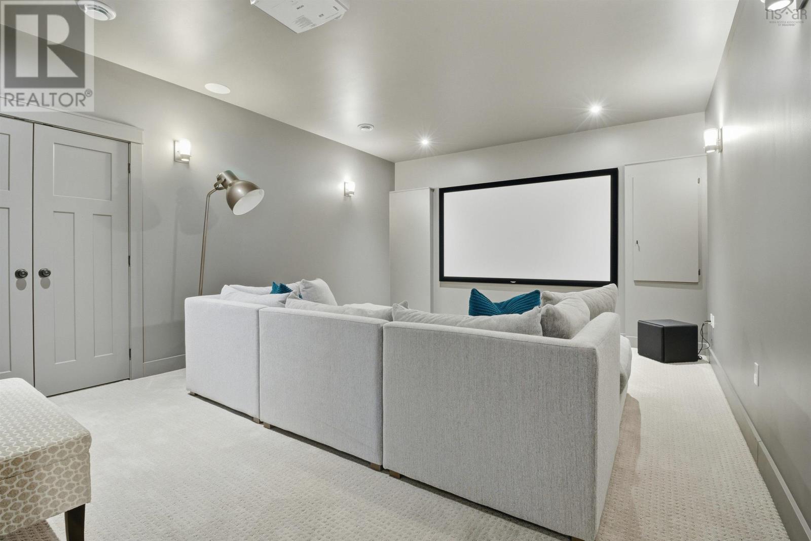 Property 34 of 49 of 12 Poplar Way