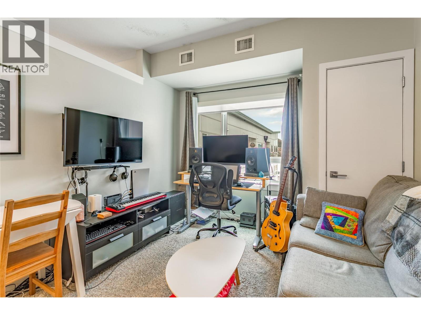 515 722 Valley Road, Kelowna