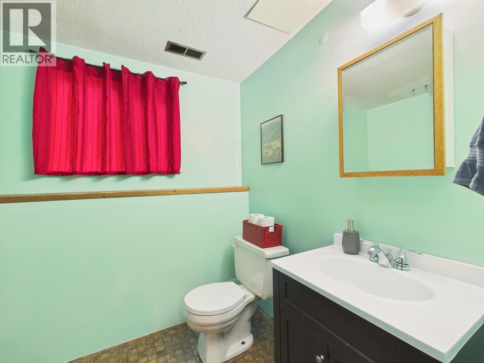 740 Maple Street, Okanagan Falls