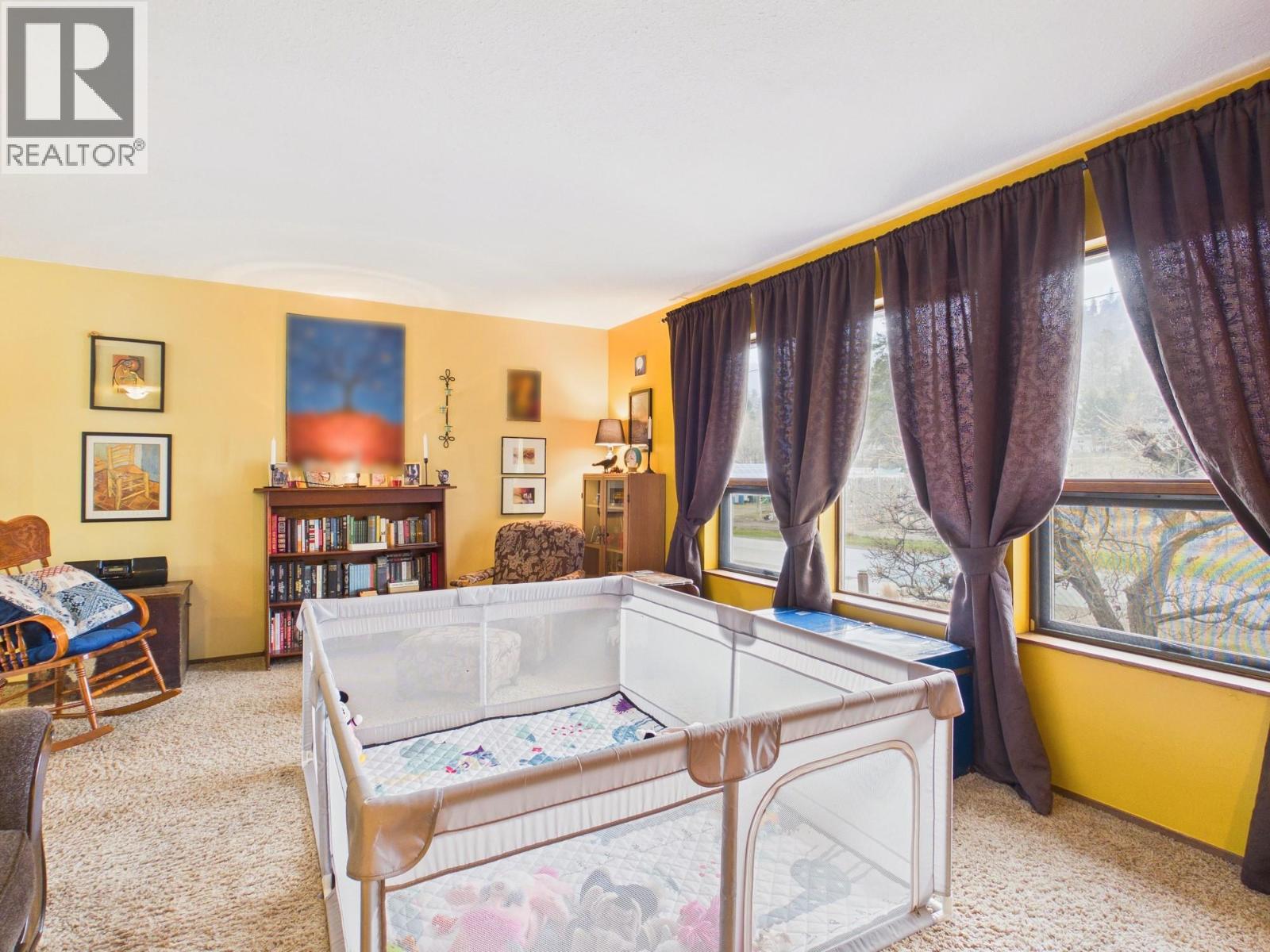 740 Maple Street, Okanagan Falls