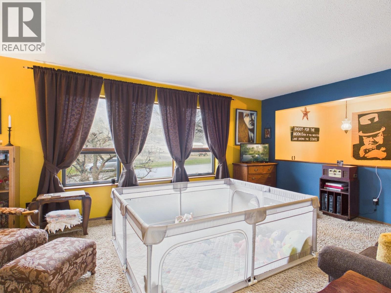 740 Maple Street, Okanagan Falls