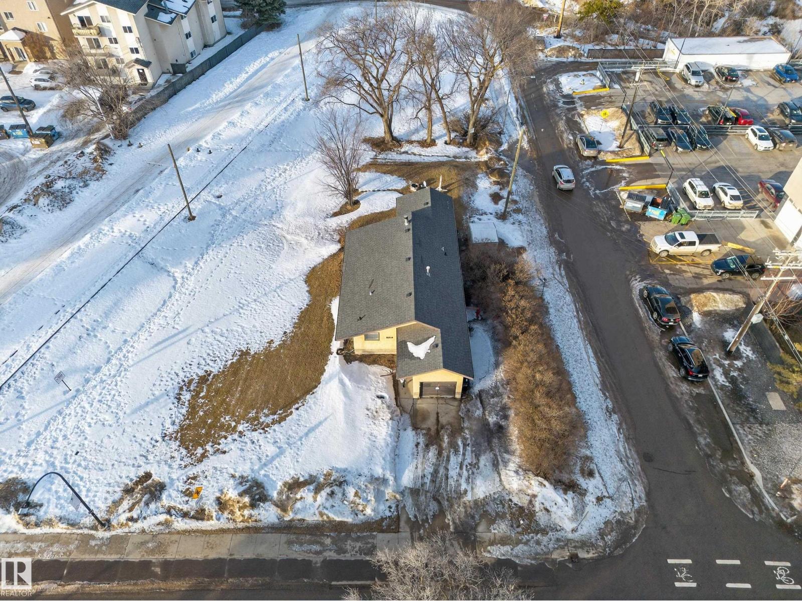 8616 106 ST NW, Edmonton