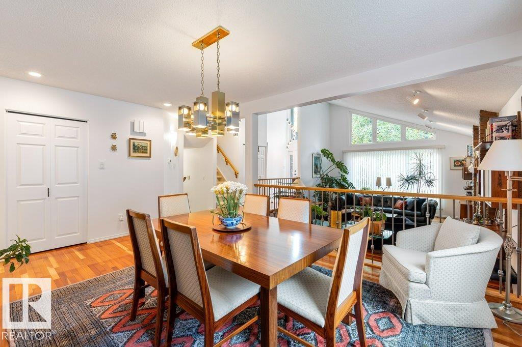 8 GREEN LEES PL, St. Albert