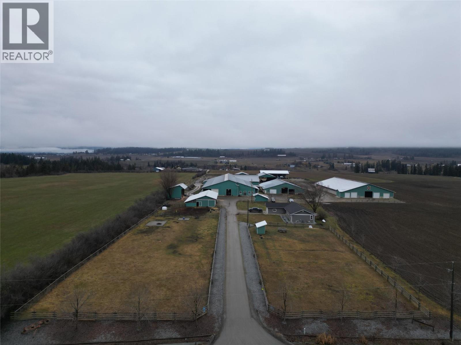 4809 Back Enderby Road, Spallumcheen