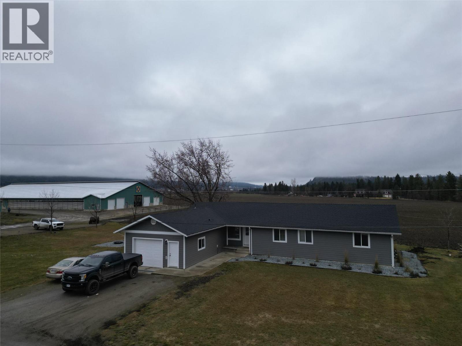 4809 Back Enderby Road, Spallumcheen