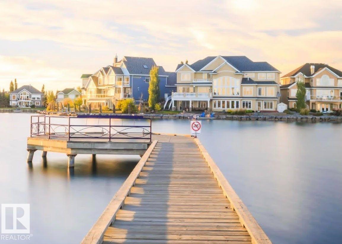 1412 75 ST SW, Edmonton