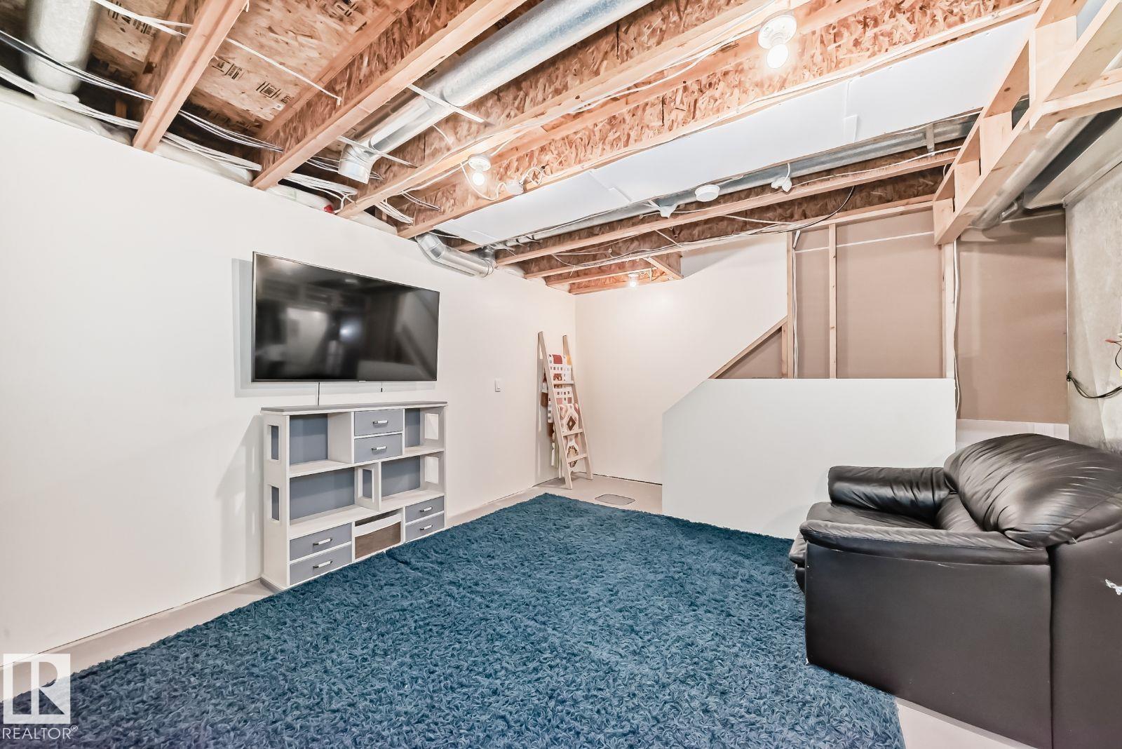 1412 75 ST SW, Edmonton