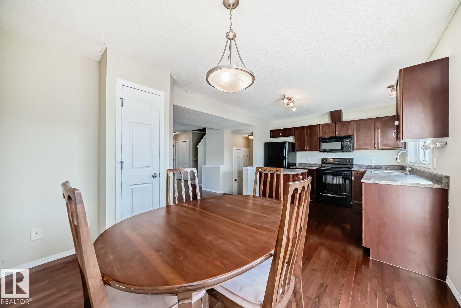 1412 75 ST SW, Edmonton