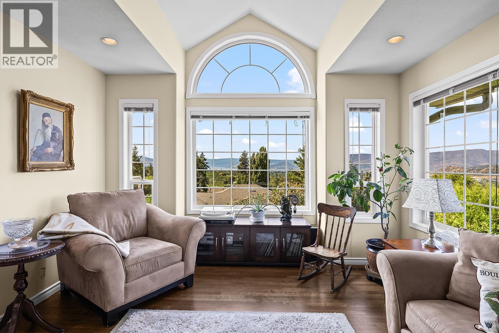 1337 Bentien Road, Kelowna