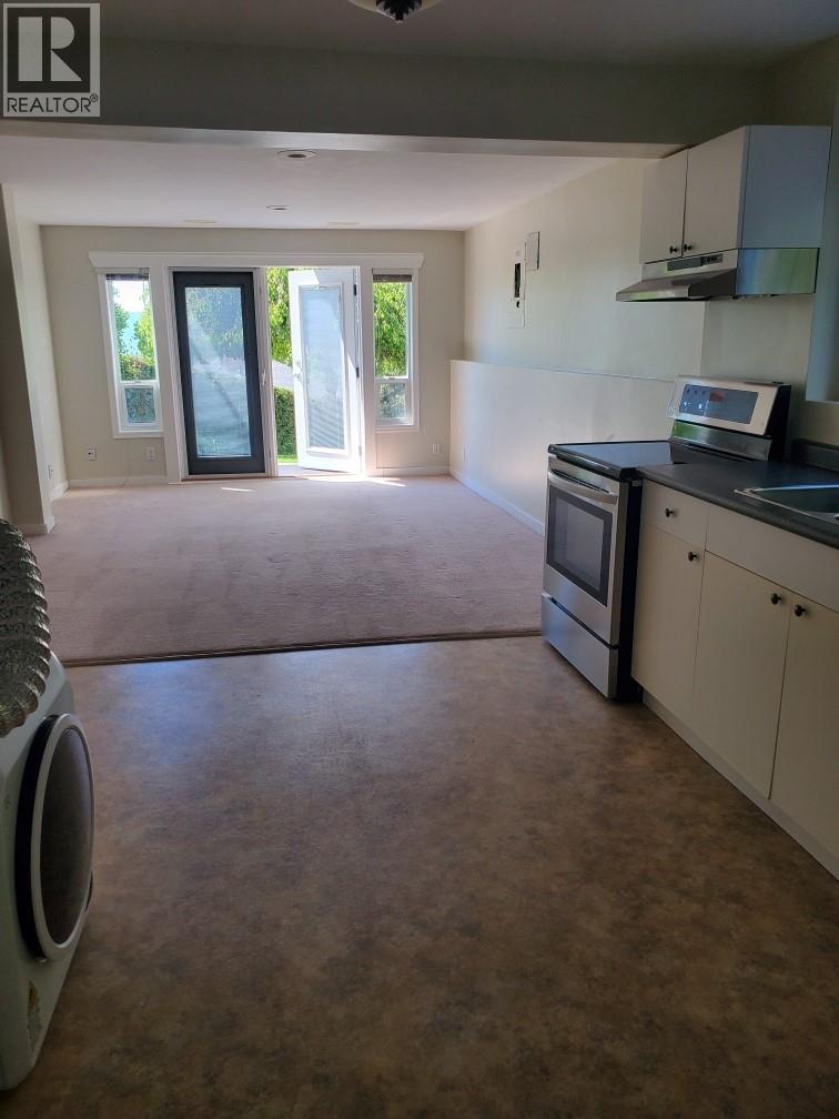 1337 Bentien Road, Kelowna