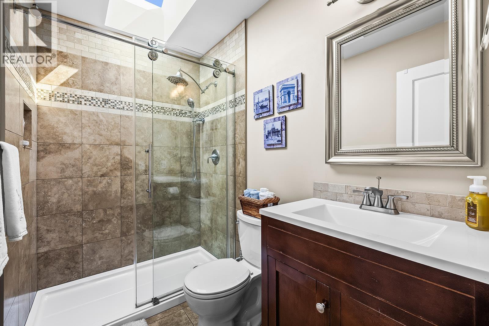 1337 Bentien Road, Kelowna