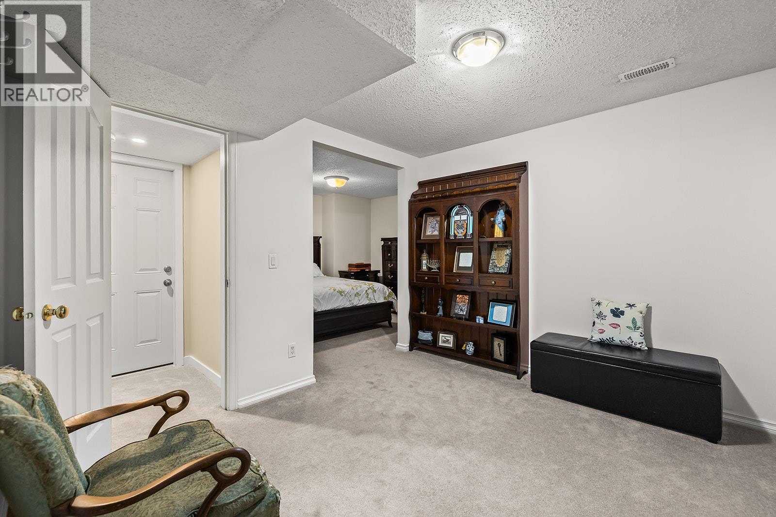 1337 Bentien Road, Kelowna