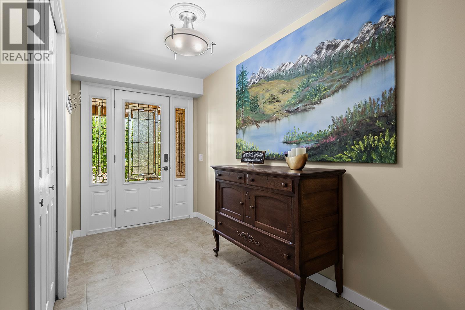 1337 Bentien Road, Kelowna