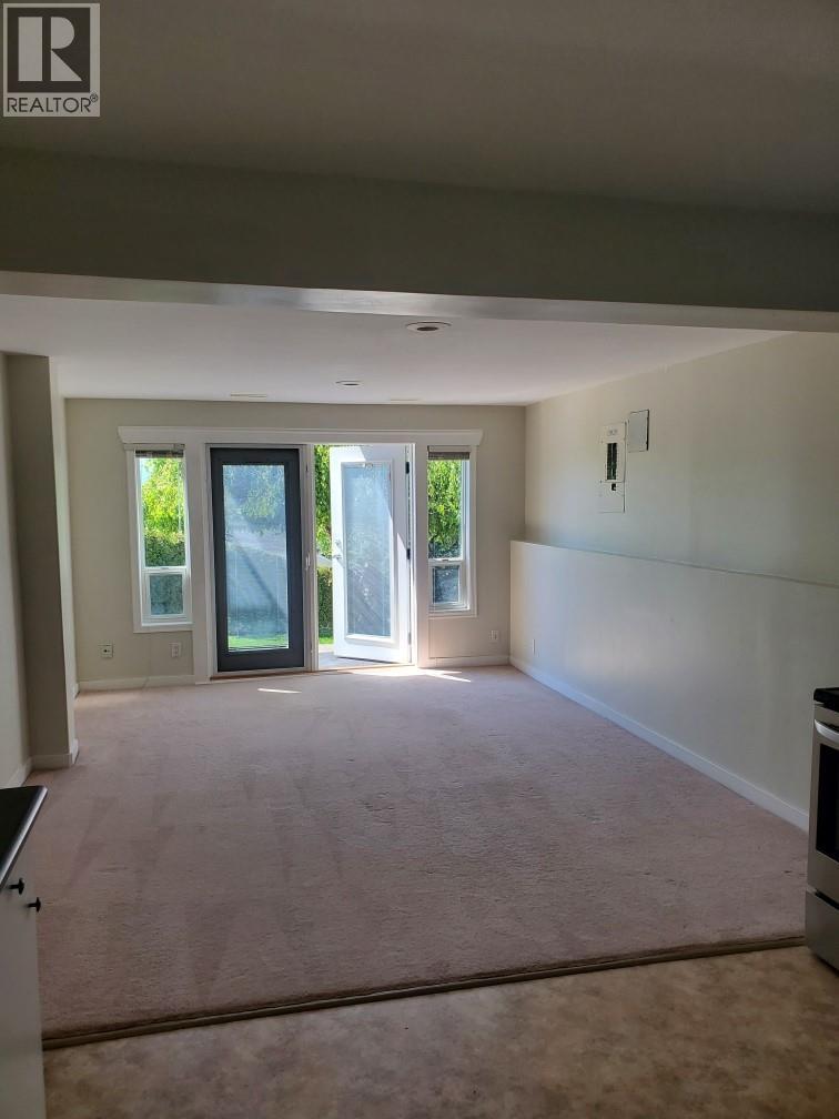 1337 Bentien Road, Kelowna