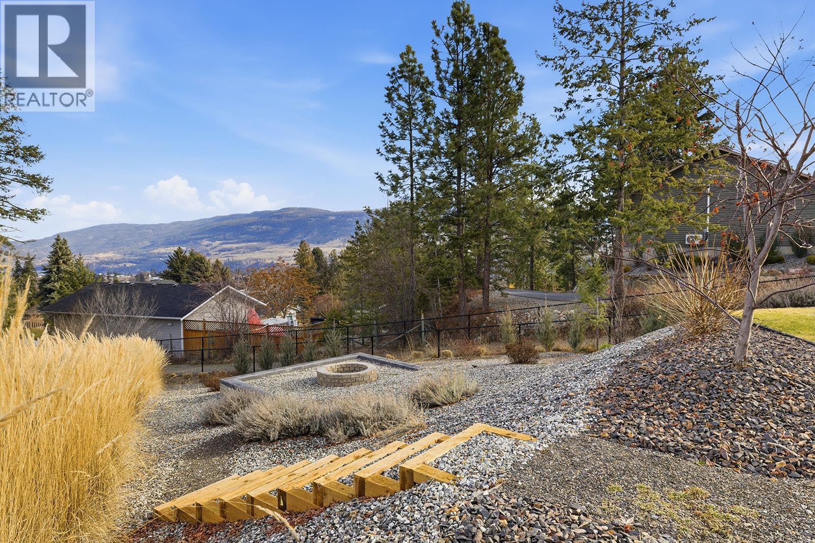 10283 Beacon Hill Drive, Lake Country