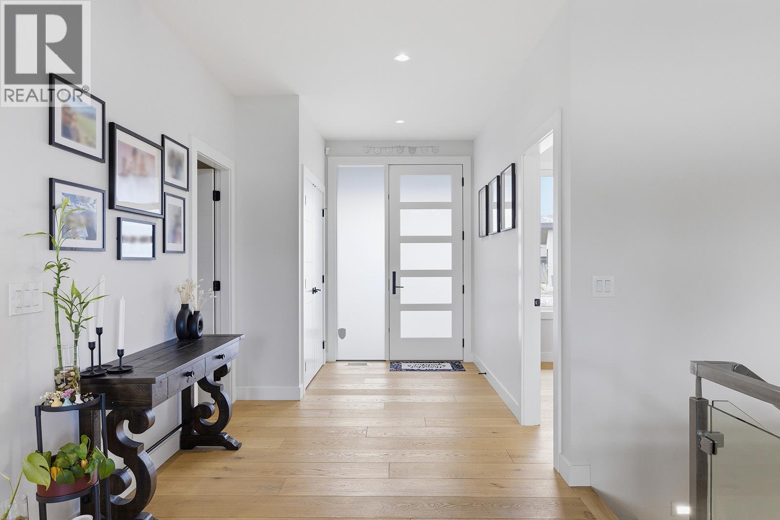 10283 Beacon Hill Drive, Lake Country